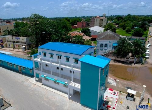 port de commerce de Ziguinchor....._